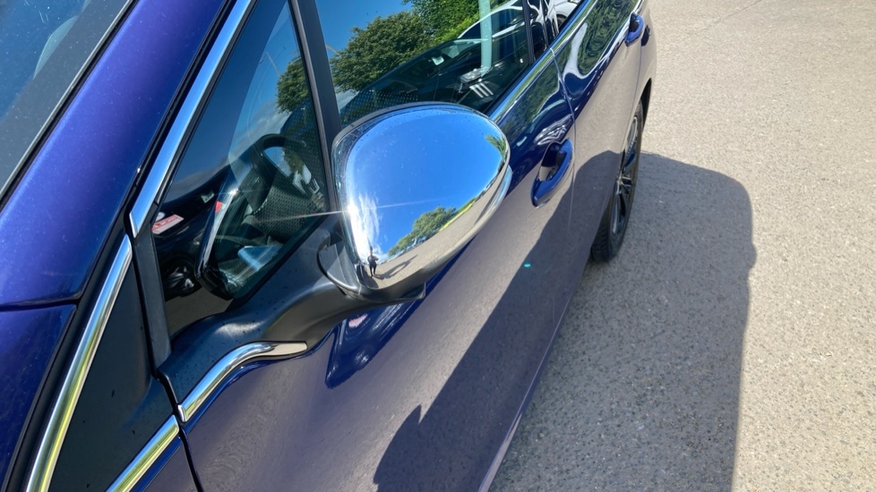 Peugeot 208 1.6 Bluehdi 100 Gt Line Non Start Stop Black #26