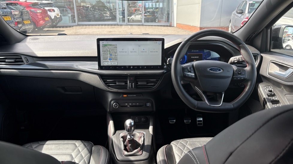 Ford Focus St-line X Black #6