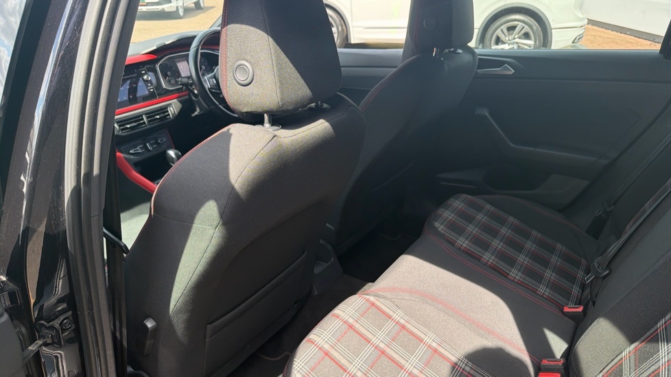 Volkswagen Polo 2.0 Tsi Gti Dsg White #26