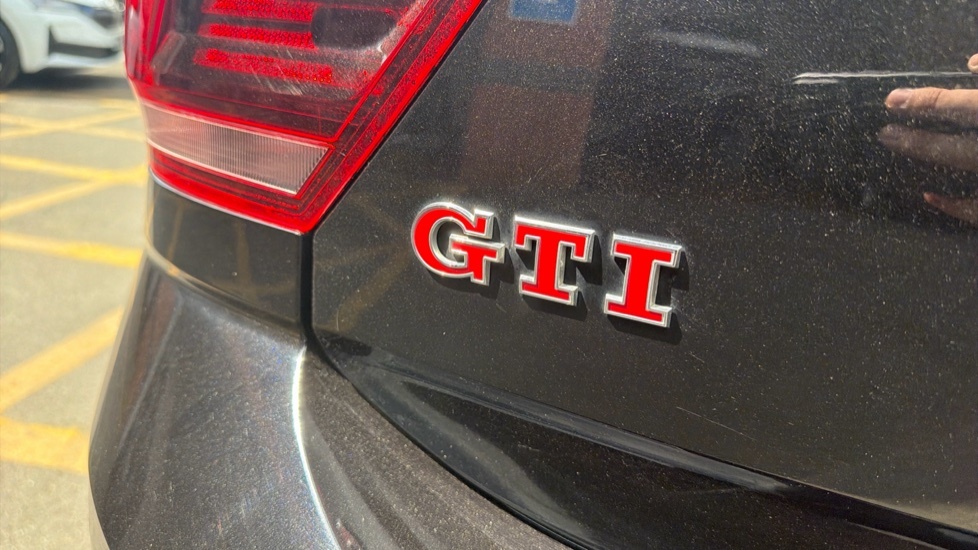 Volkswagen Polo 2.0 Tsi Gti Dsg White #23