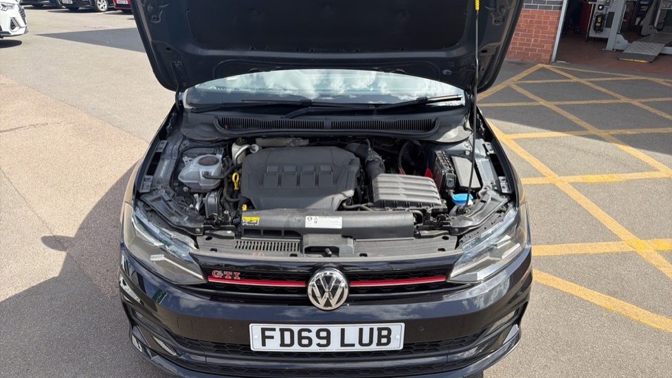 Volkswagen Polo 2.0 Tsi Gti Dsg White #8