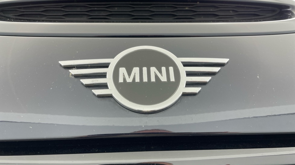 Mini Clubman 2.0 Cooper S Sport 6Dr Comfortnav Pack Red #24