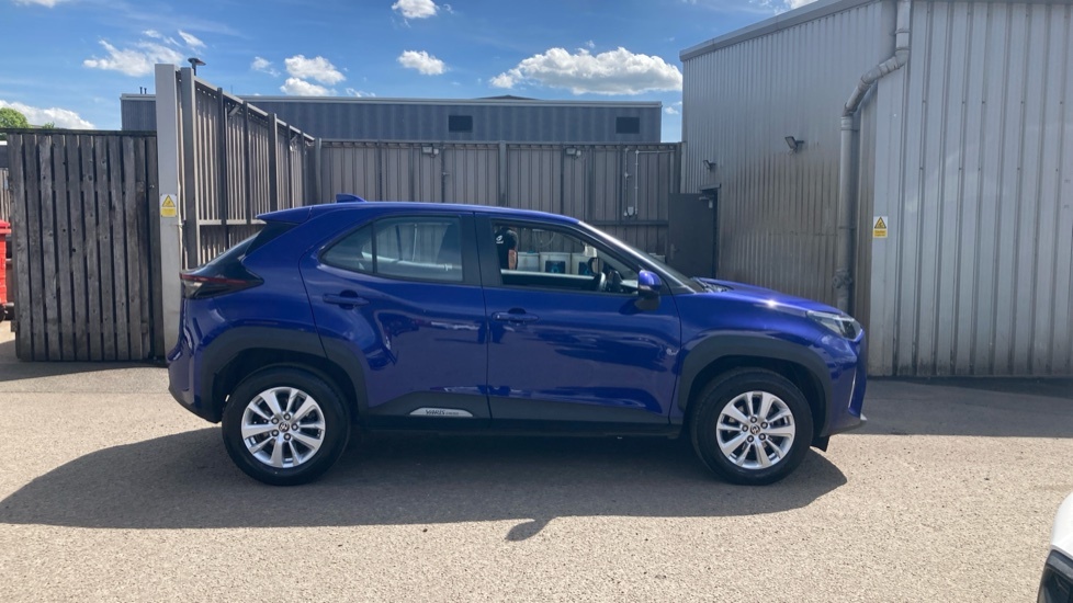 Toyota Yaris Cross Design Silver #23