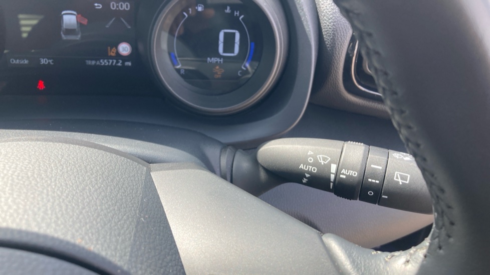 Toyota Yaris Cross Design Silver #30