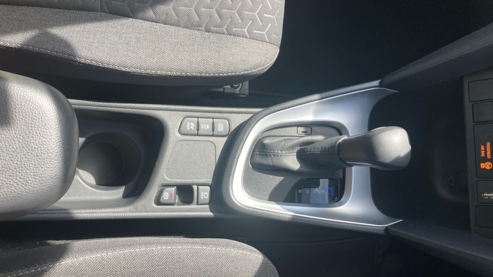 Toyota Yaris Cross Design Silver #34