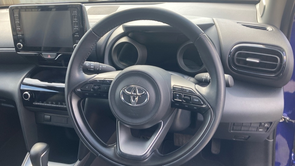 Toyota Yaris Cross Design Silver #10