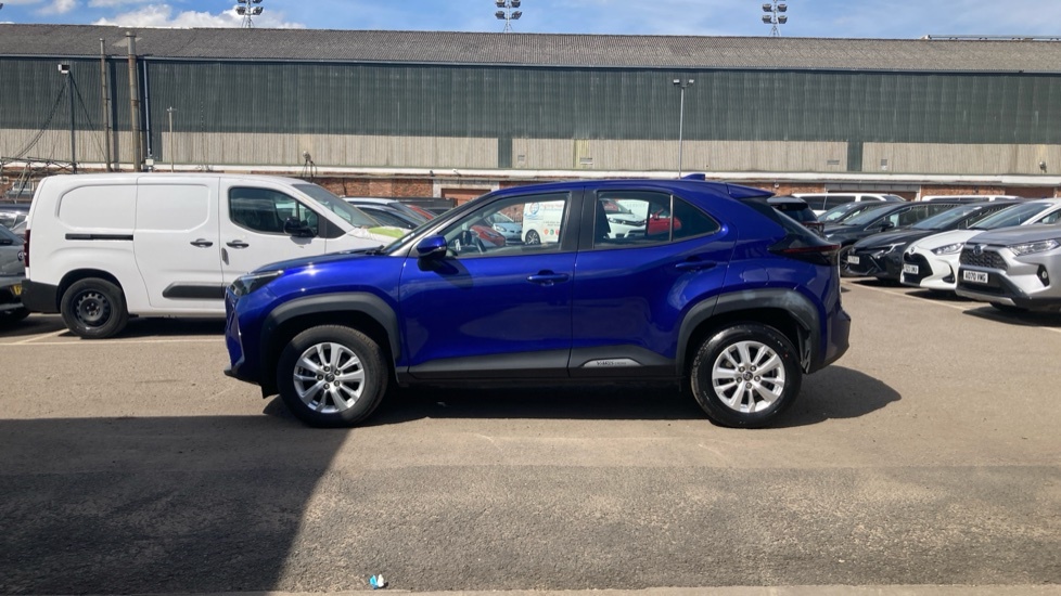 Toyota Yaris Cross Design Silver #24