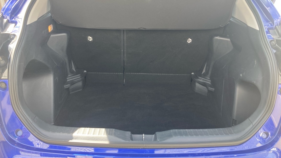 Toyota Yaris Cross Design Silver #13