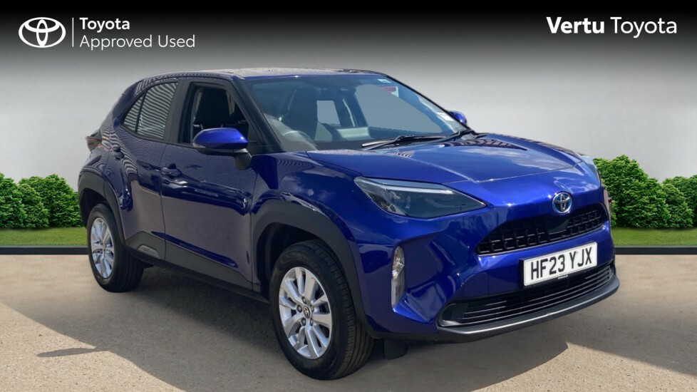 Toyota Yaris Cross Icon Blue