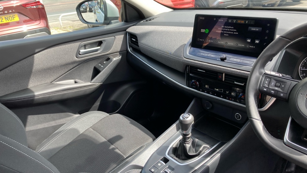 Nissan Qashqai 1.3 Dig-t Mh Tekna Grey #14