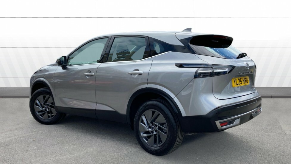 Nissan Qashqai 1.3 Dig-t Mh Tekna Grey #2