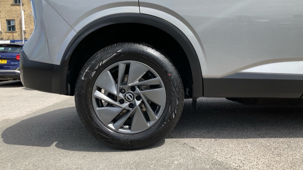 Nissan Qashqai 1.3 Dig-t Mh Tekna Grey #7