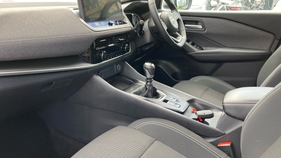 Nissan Qashqai 1.3 Dig-t Mh Tekna Grey #13
