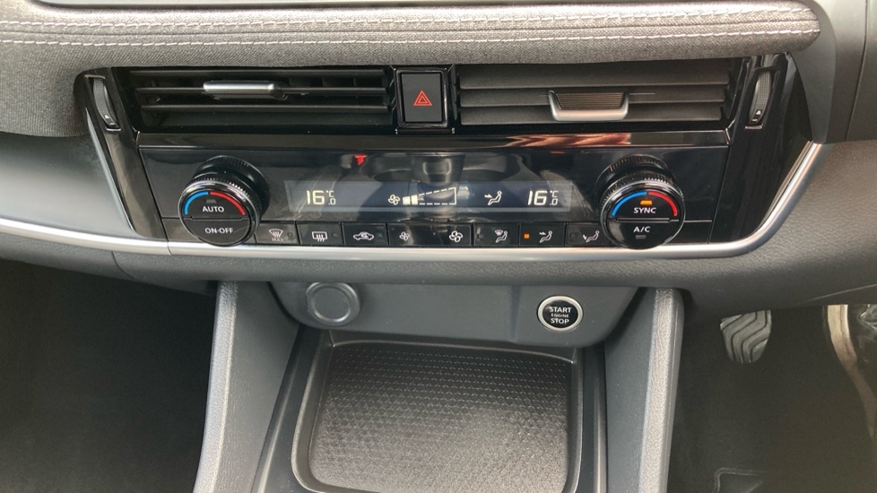 Nissan Qashqai 1.3 Dig-t Mh Tekna Grey #24
