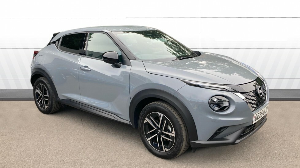 Nissan Juke N-connecta Grey