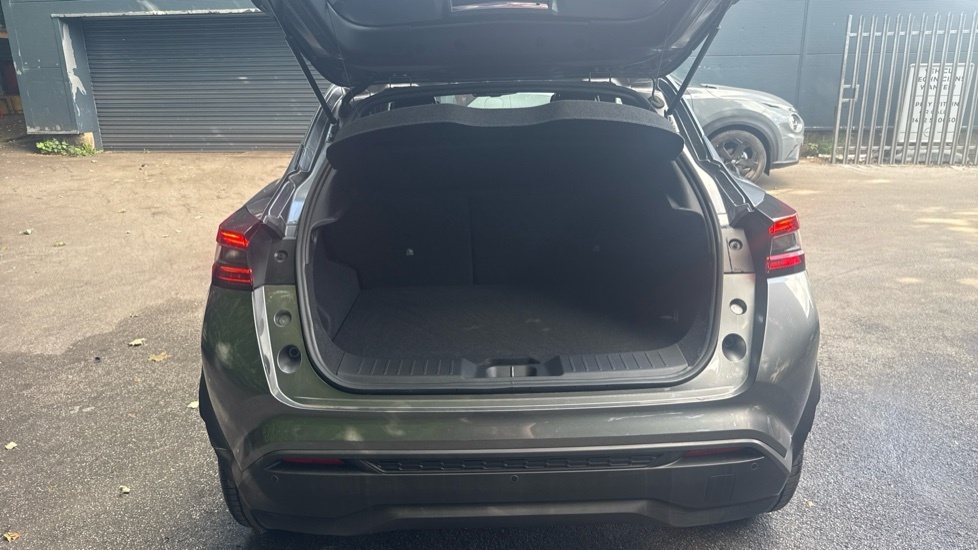Nissan Juke Tekna Grey #4