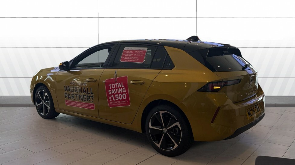 Vauxhall Astra Griffin Yellow #2
