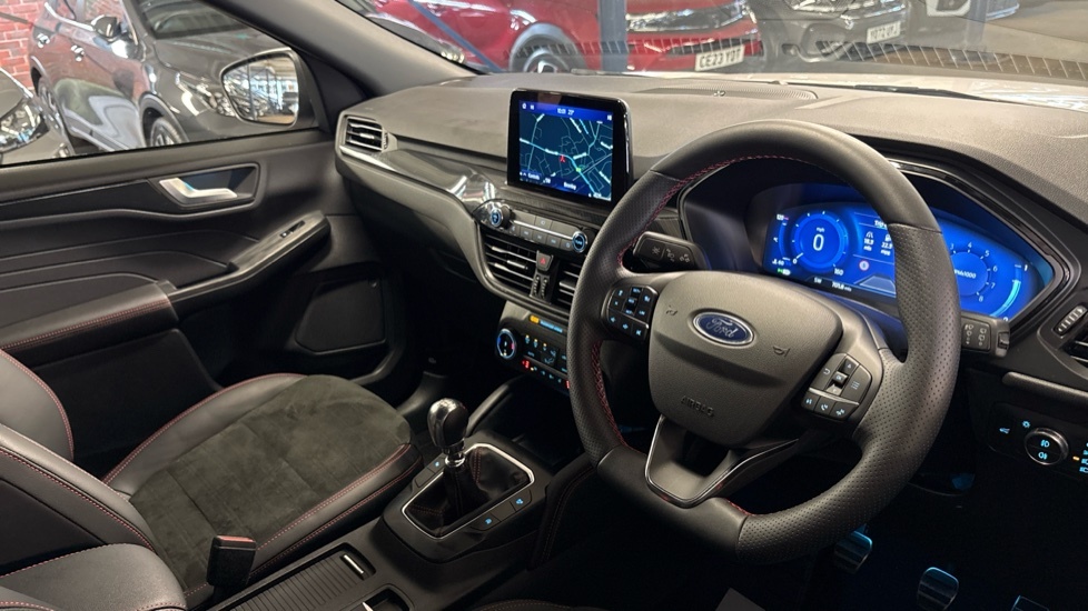 Ford Kuga 1.5 Kuga St-line Edition 1.5L Ecoboost 150P Red #14