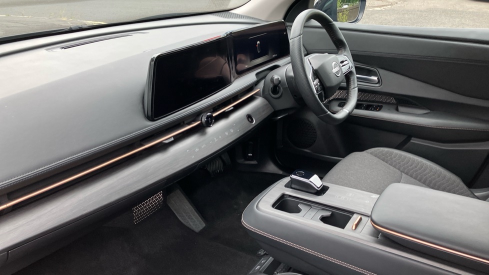Nissan Ariya 225Kw Evolve 87Kwh 22Kwch E-4orce Grey #8
