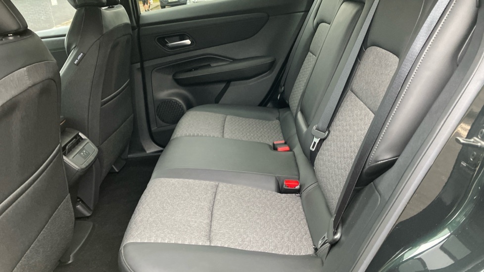 Nissan Ariya 225Kw Evolve 87Kwh 22Kwch E-4orce Grey #15
