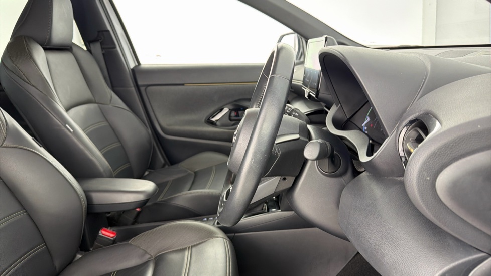 Toyota Yaris Cross Design #12