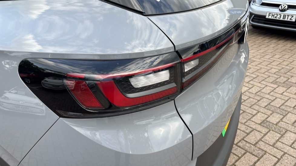 Volkswagen ID.4 Pure 52Kwh Match Suv 170 Ps Silver #44