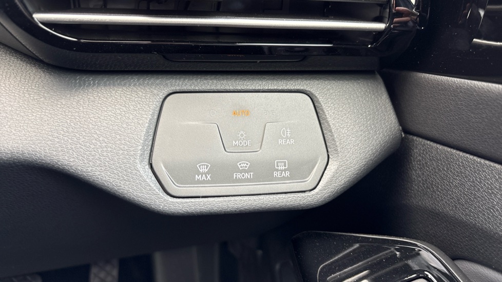 Volkswagen ID.4 Pure 52Kwh Match Suv 170 Ps Silver #31