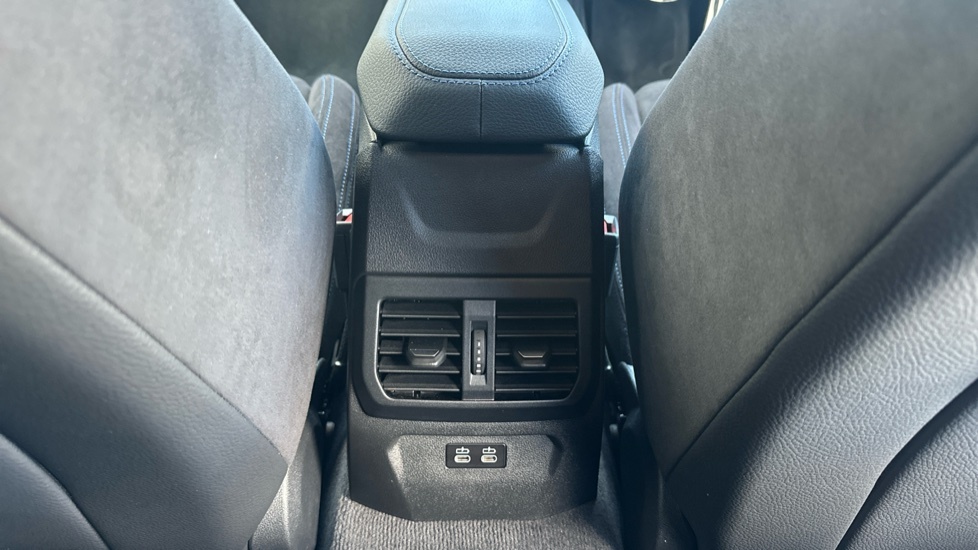 BMW 1 Series 118I 136 M Sport Step Lcp White #26