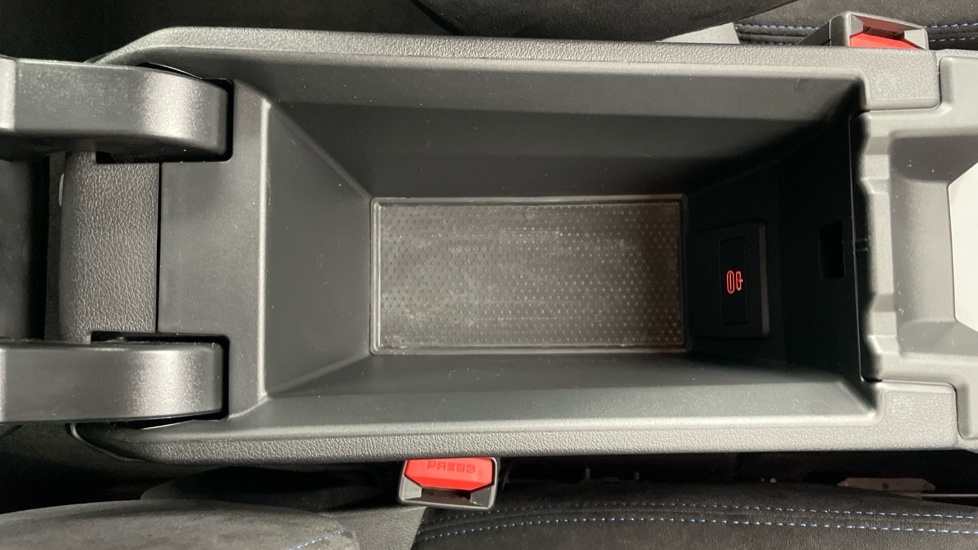 BMW 2 Series 218I 136 Sport Dct Live Cockpit Prof Grey #58
