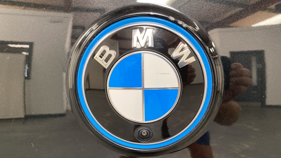 BMW iX 240Kw Xdrive40 M Sport 76.6Kwh Sky Red #77