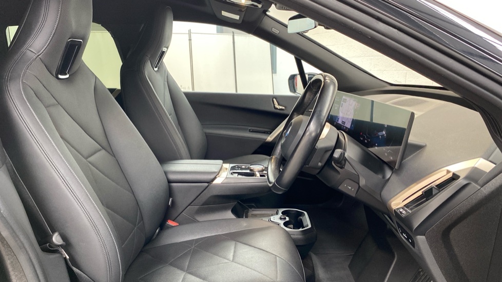 BMW iX 240Kw Xdrive40 M Sport 76.6Kwh Sky Red #10