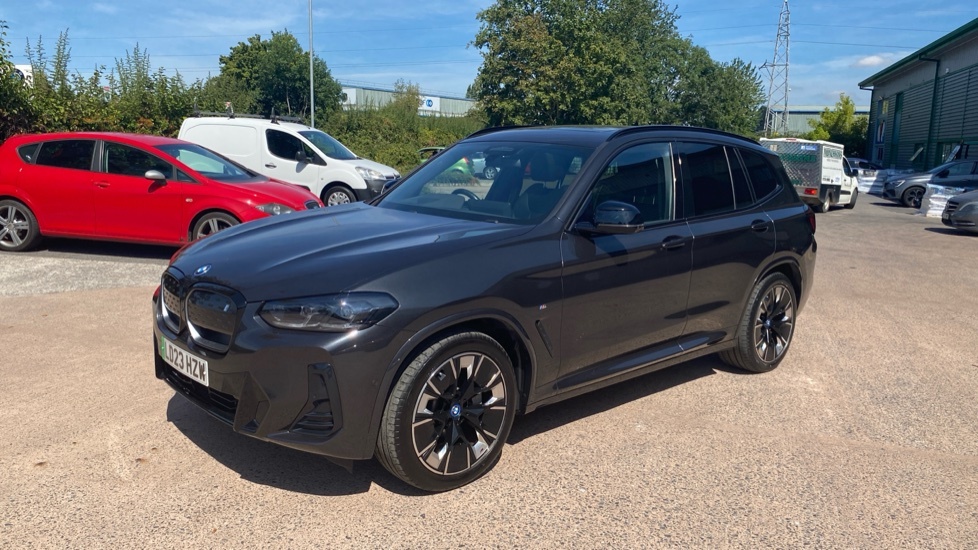 BMW iX3 210Kw M Sport 80Kwh 2023 Black #24