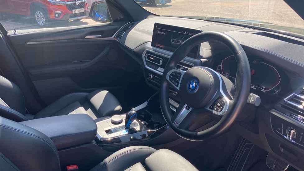 BMW iX3 210Kw M Sport 80Kwh 2023 Black #6
