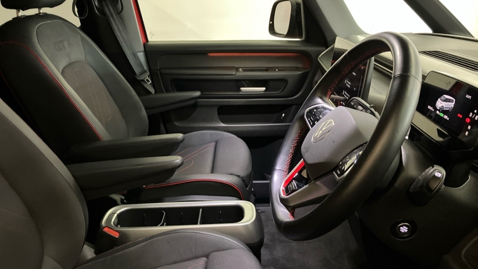 Volkswagen ID.Buzz 250Kw Gtx Pro 86Kwh 4Motion Lwb 7 Seat Red #15