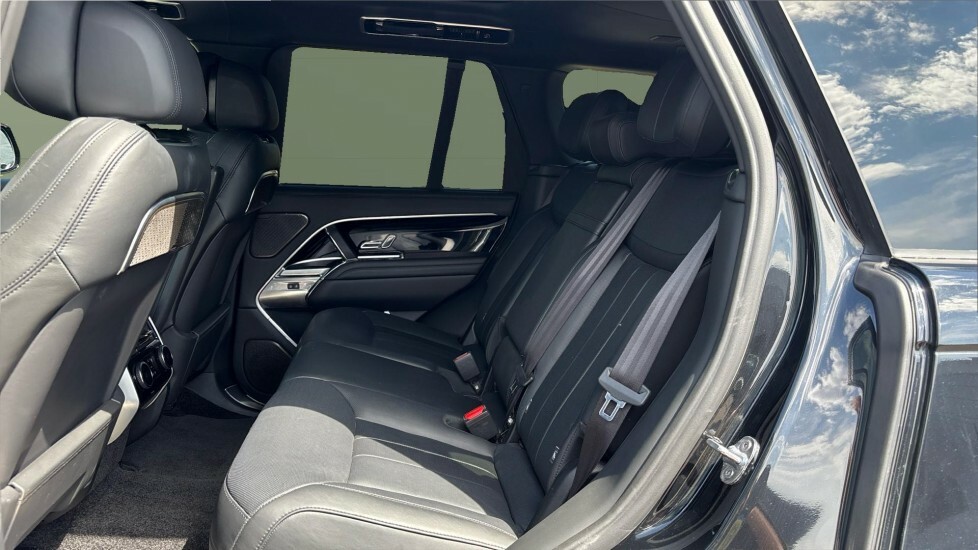 Land Rover Range Rover Autobiography Black #4