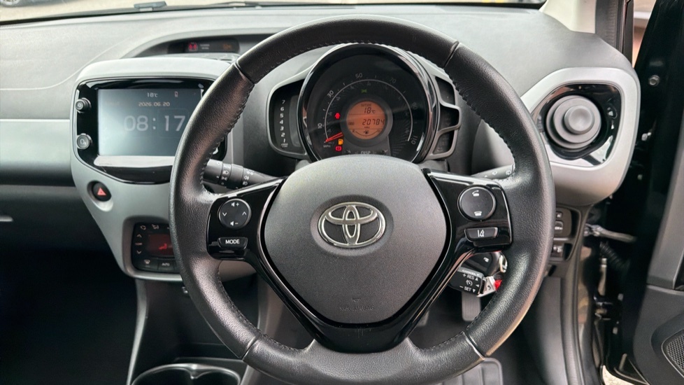 Toyota Aygo X X-play Tss Vvt-i White #7