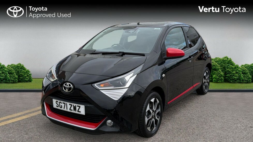 Toyota Aygo X X-trend Black #3