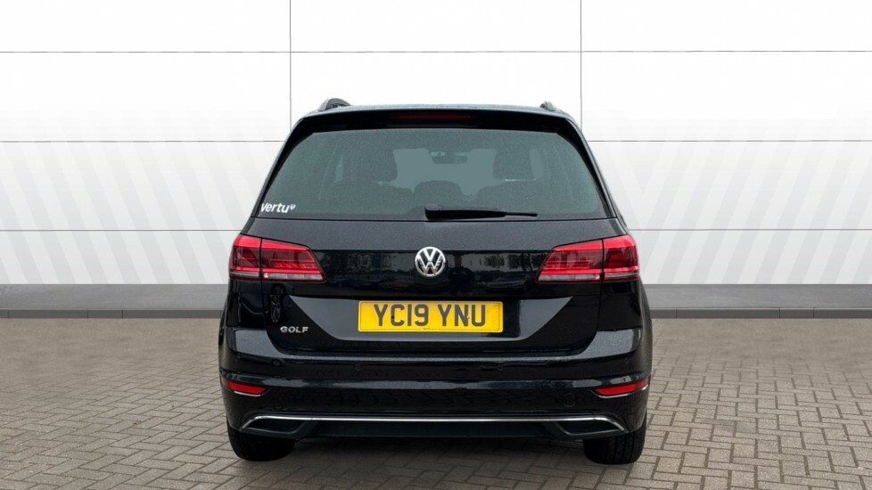 Volkswagen Golf SV Match Black #6