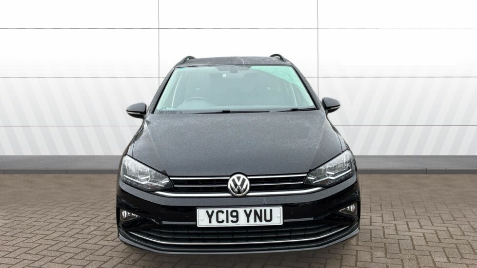 Volkswagen Golf SV Match Black #3