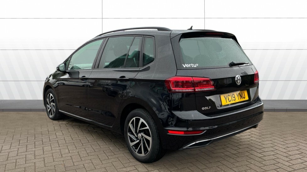 Volkswagen Golf SV Match Black #2