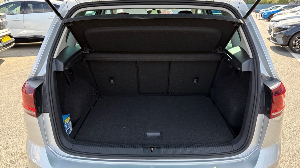 Volkswagen Golf SV Match Silver #4