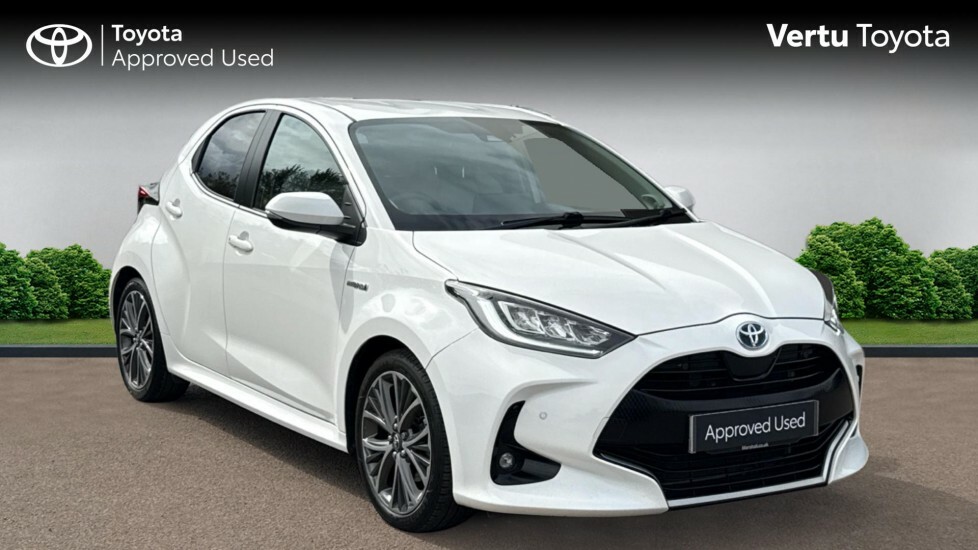 Toyota Yaris Excel White