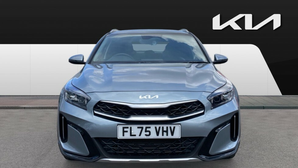 Kia Xceed Pure Silver #3