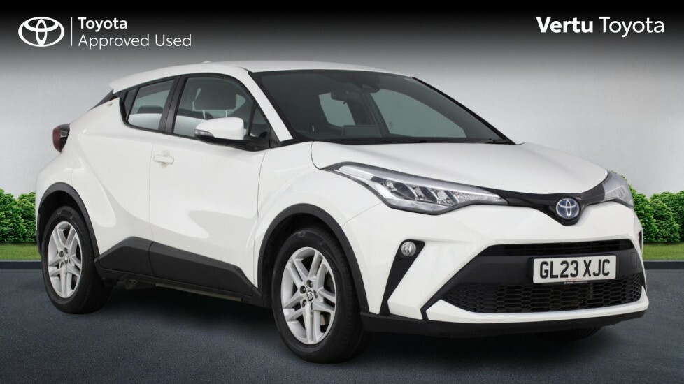 Toyota C-Hr Icon White