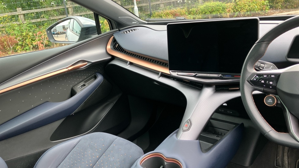 Cupra Tavascan Estate 210Kw V1 77Kwh White #14