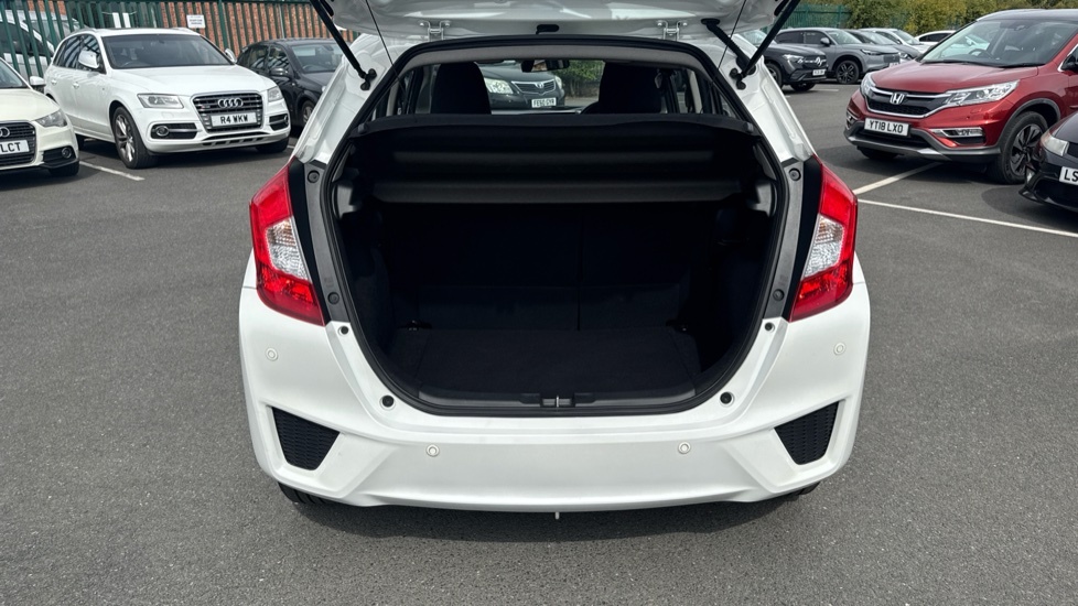 Honda Jazz Se White #4