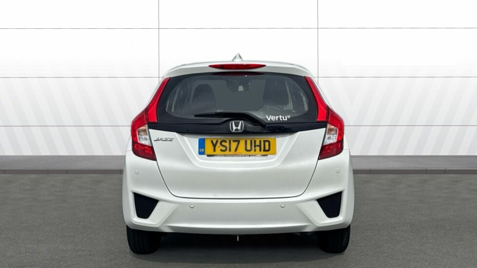 Honda Jazz Se White #6