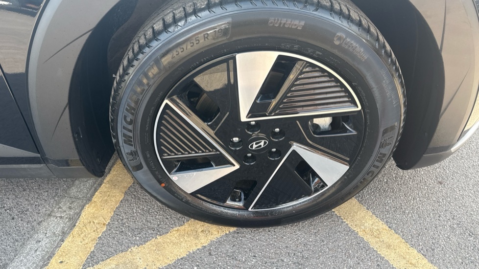 Hyundai Ioniq 5 168Kw Premium 84 Kwh White #44