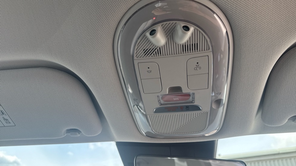 Hyundai Ioniq 5 168Kw Premium 84 Kwh White #34