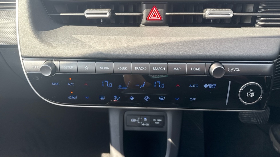Hyundai Ioniq 5 168Kw Premium 84 Kwh White #22